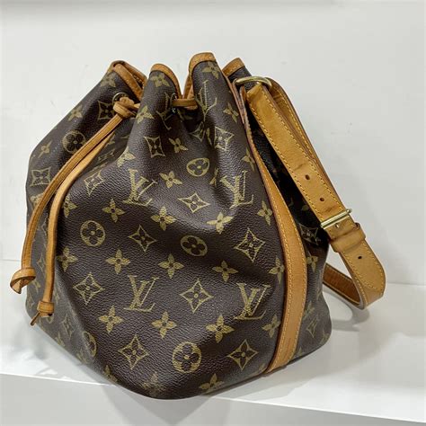 louis vuitton nuova collezione borse|Louis Vuitton borse secchiello.